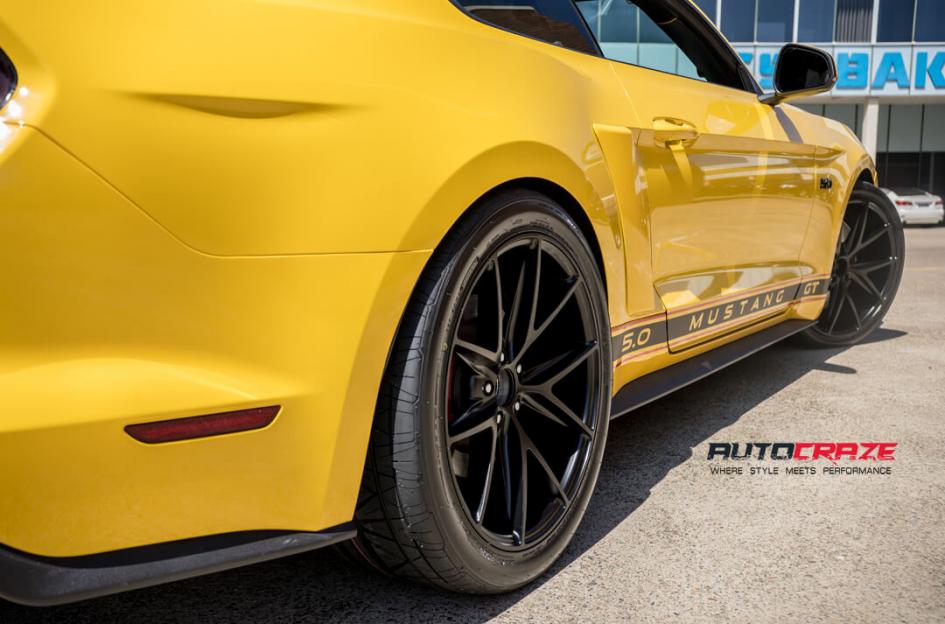 FORD MUSTANG MISANO MATTE BLACK